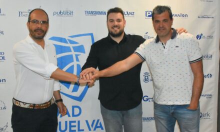 El Ciudad de Huelva apuesta por la continuidad con la renovación de  Íñigo Núñez